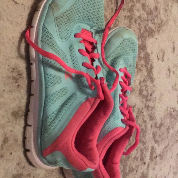 Sneakers - Picture 2 of 2